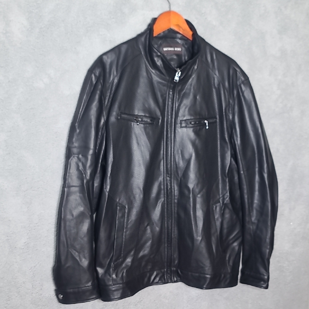 MICHAEL Michael Kors Black Lightweight Jacket - Picture 7 of 11